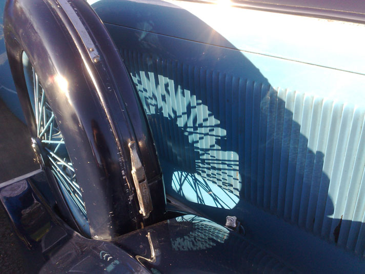 I'd like to be..... Close up of classic car