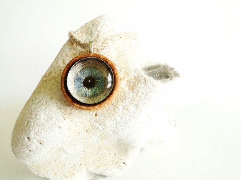 embroidered jewellery